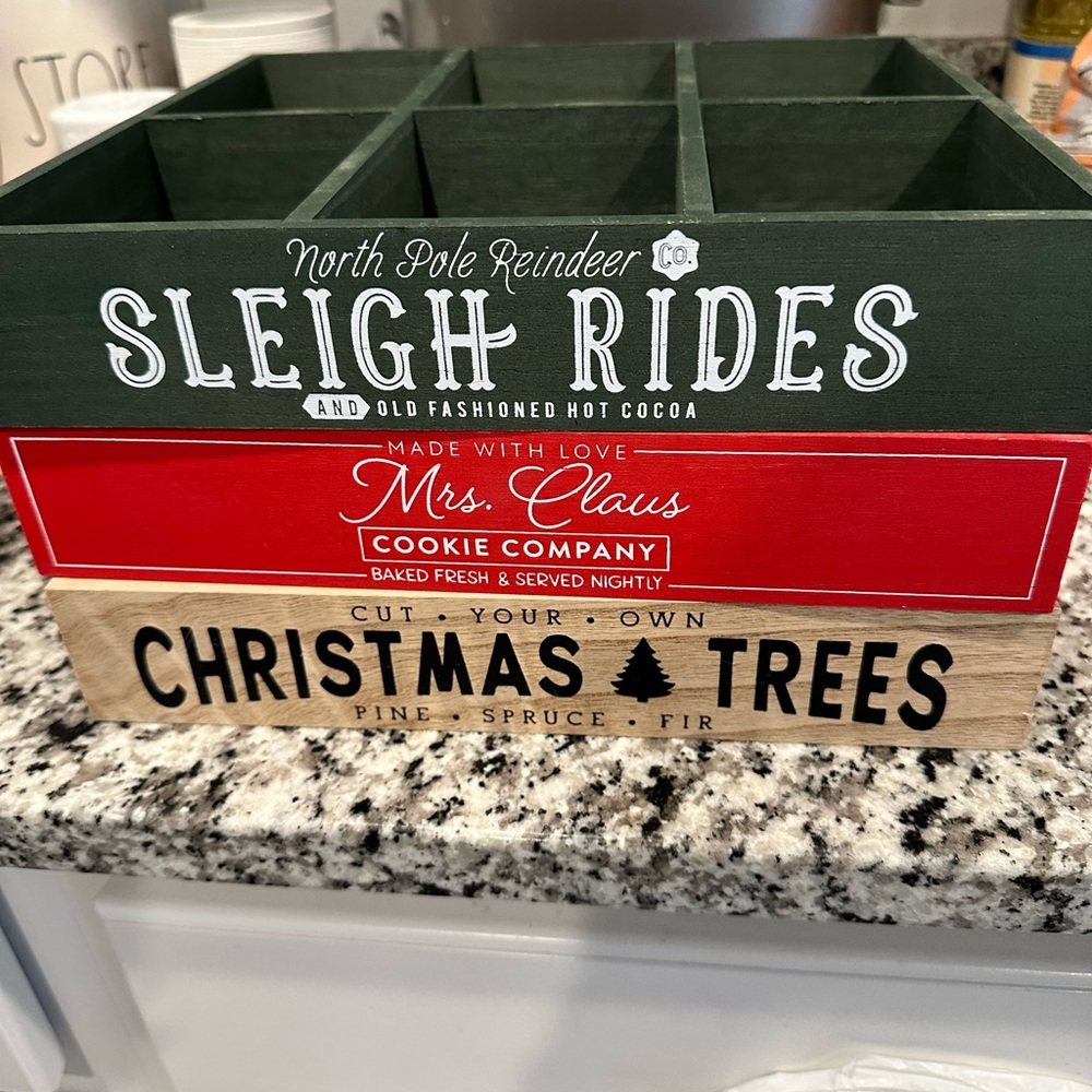 Bullseye Christmas Crates